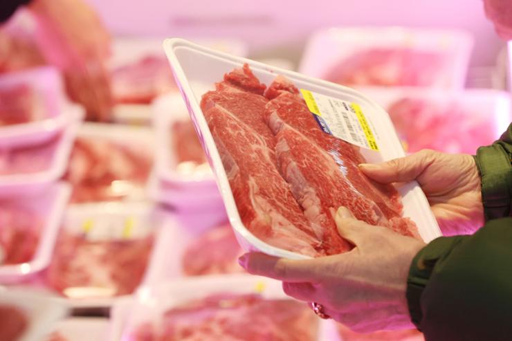 Korean Provincial Government To Offer Premium Beef For New Moms To Tackle Low Birth